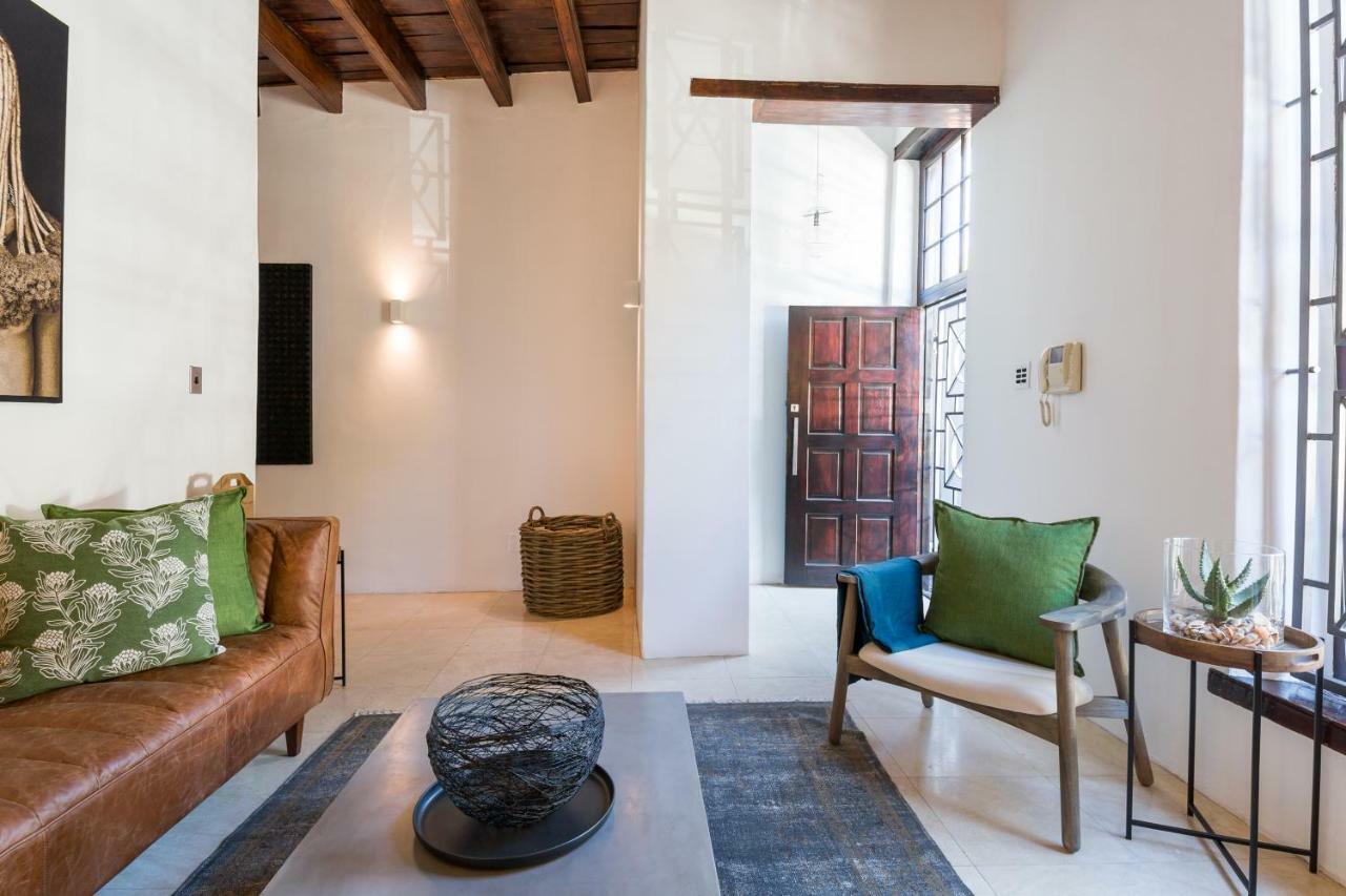 Central Cape Town, Stylish Home, With Private Courtyard Esterno foto